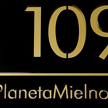 Apartament Planeta Mielno - Centrum, 2 Minuty Od Plazy ! ! ! Buitenkant foto