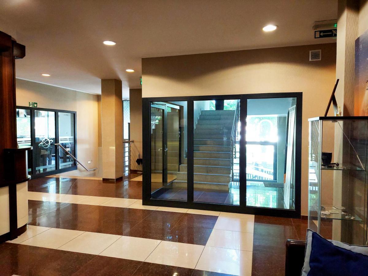 Apartament Planeta Mielno - Centrum, 2 Minuty Od Plazy ! ! ! Buitenkant foto