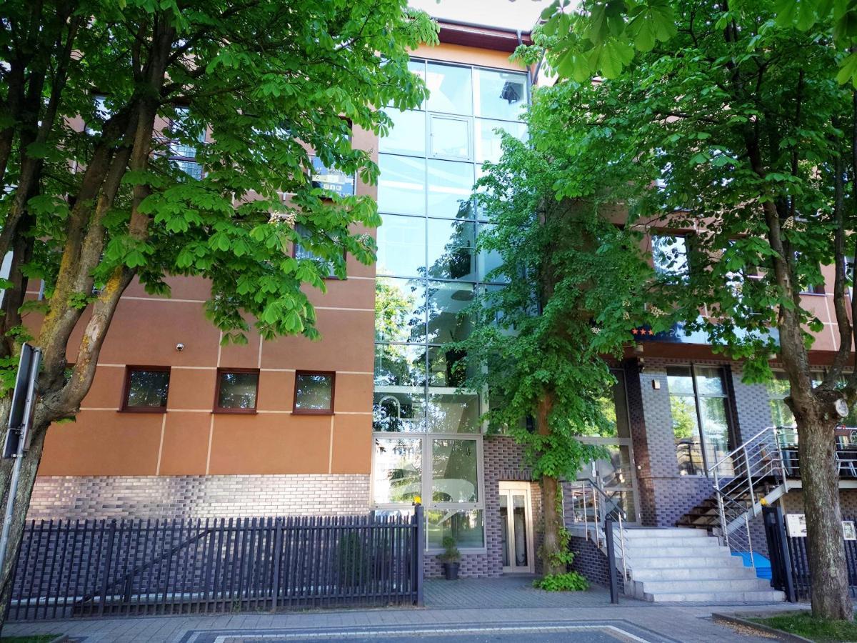 Apartament Planeta Mielno - Centrum, 2 Minuty Od Plazy ! ! ! Buitenkant foto