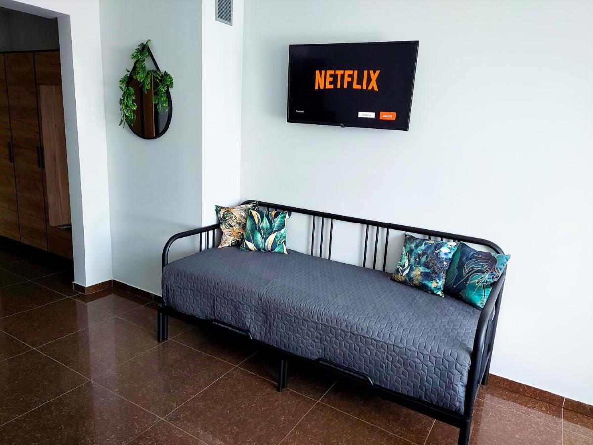 Apartament Planeta Mielno - Centrum, 2 Minuty Od Plazy ! ! ! Buitenkant foto
