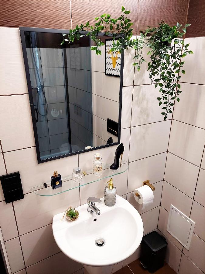 Apartament Planeta Mielno - Centrum, 2 Minuty Od Plazy ! ! ! Buitenkant foto