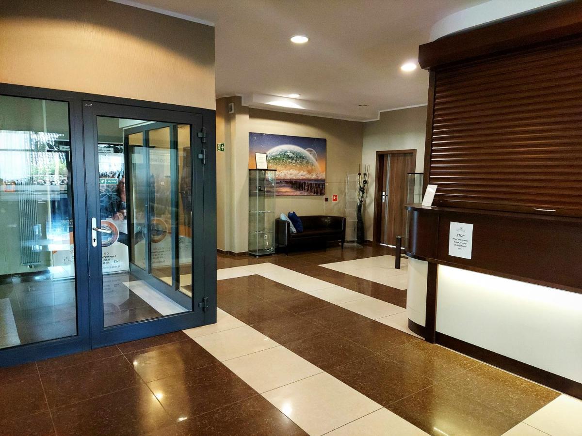Apartament Planeta Mielno - Centrum, 2 Minuty Od Plazy ! ! ! Buitenkant foto