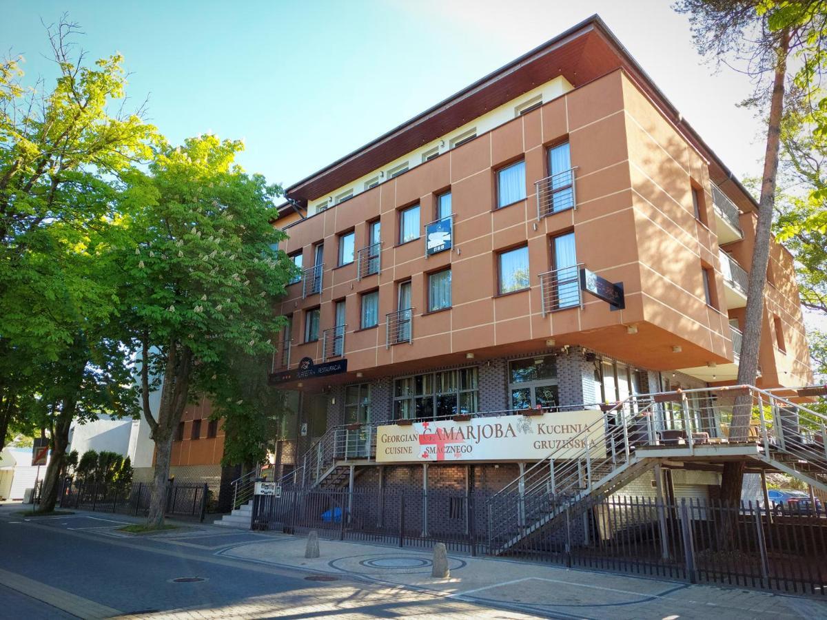 Apartament Planeta Mielno - Centrum, 2 Minuty Od Plazy ! ! ! Buitenkant foto