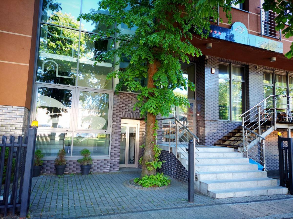 Apartament Planeta Mielno - Centrum, 2 Minuty Od Plazy ! ! ! Buitenkant foto